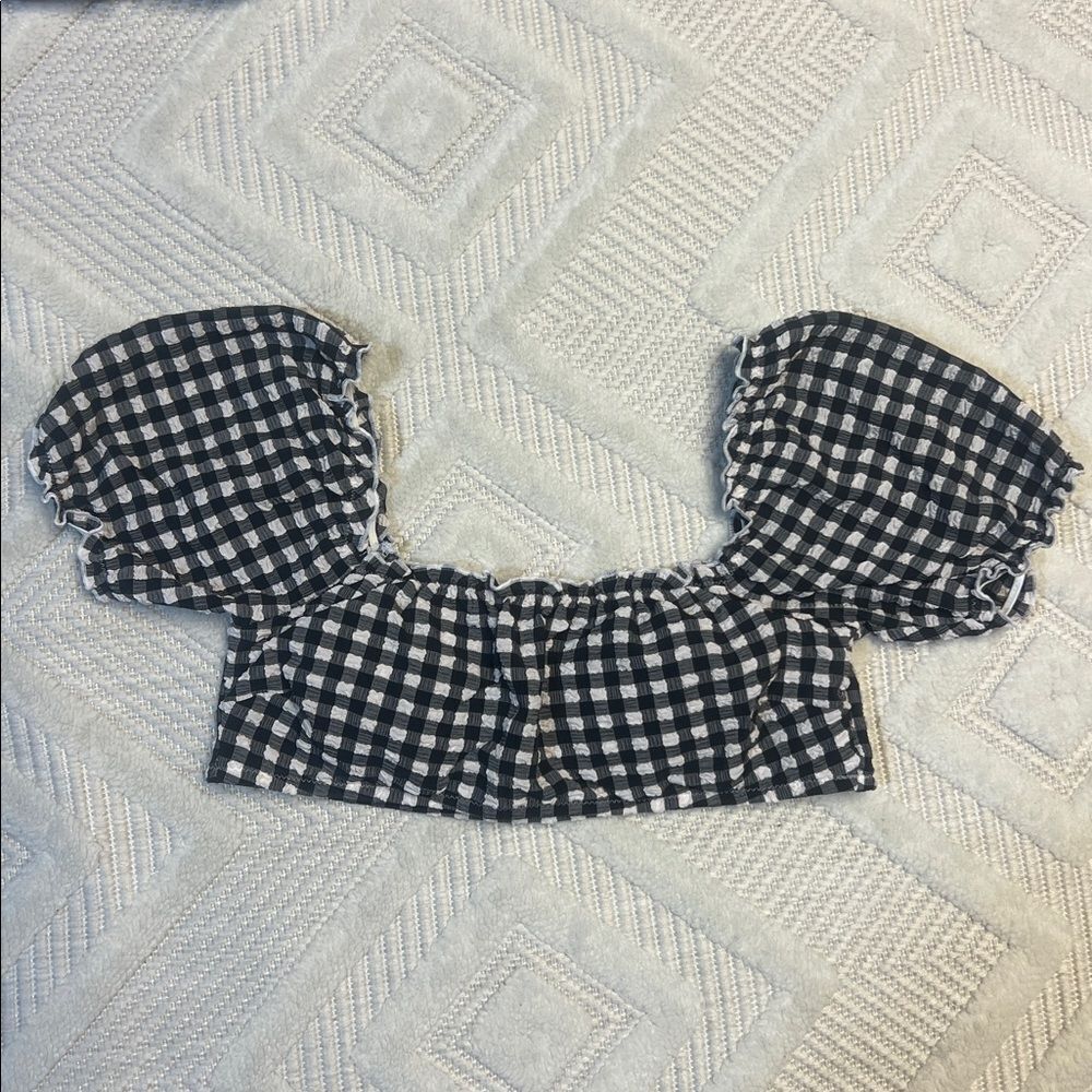 AERIE - Black and White Checkered Puff Sleeve Swim Top